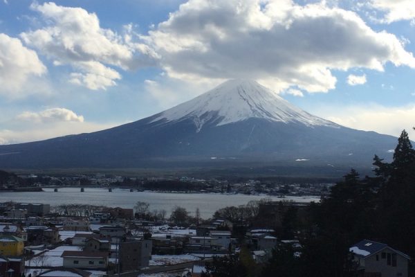 １月23日　山梨県河口湖から見た富士山